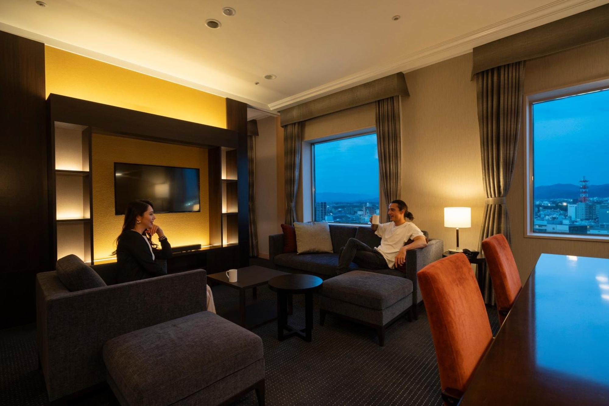 丰桥联合酒店 丰桥市 外观 照片 Club Lounge at the hotel