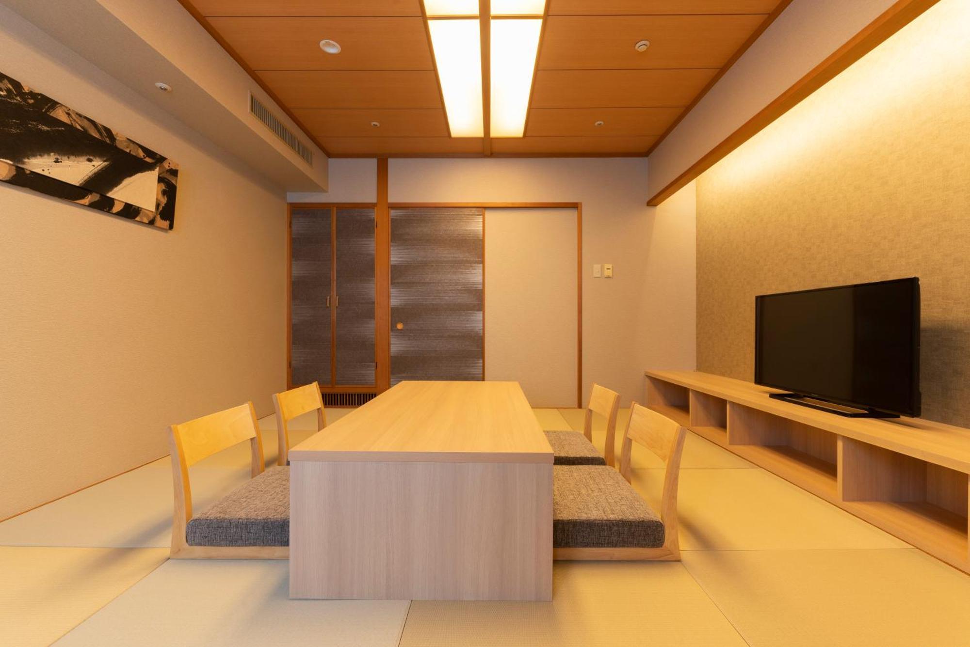 丰桥联合酒店 丰桥市 外观 照片 A room in a ryokan